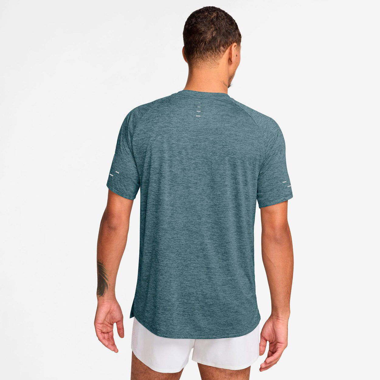 Stride Dri-Fit L&oslash;be T-shirt