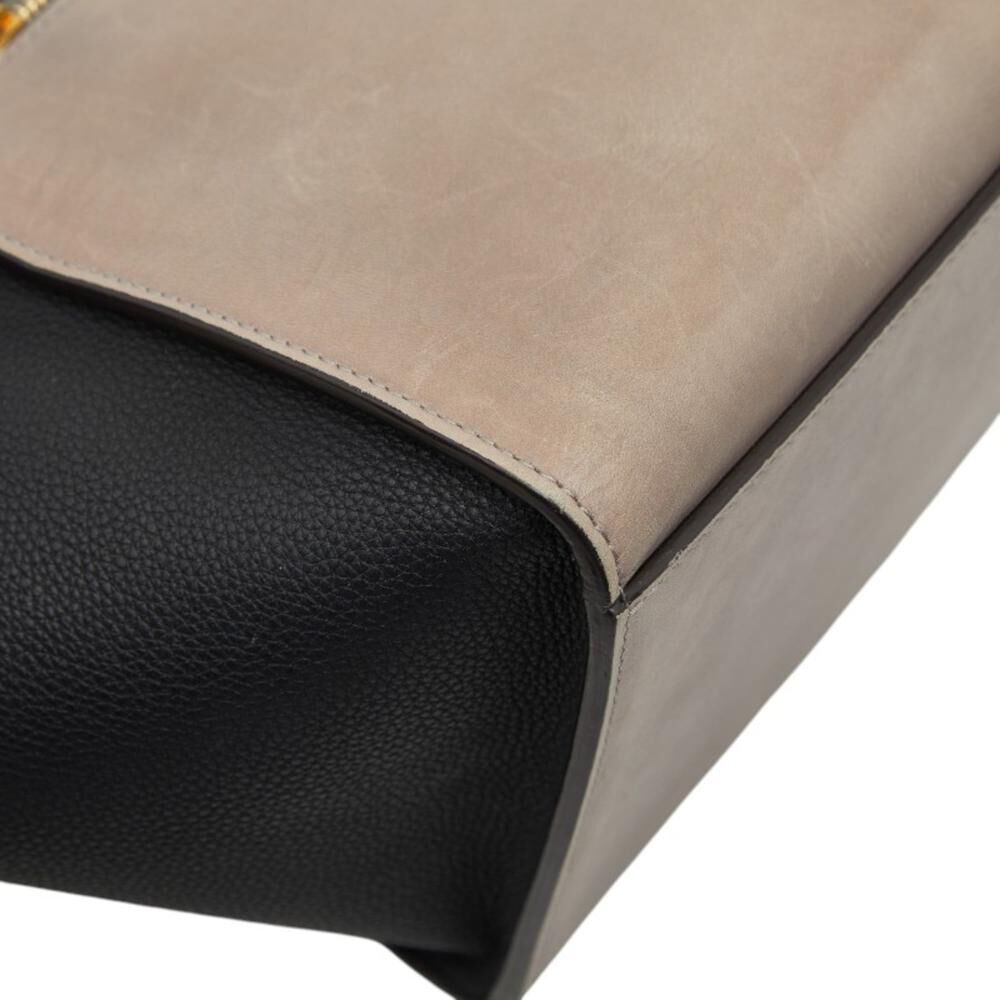 C&eacute;line Trapeze