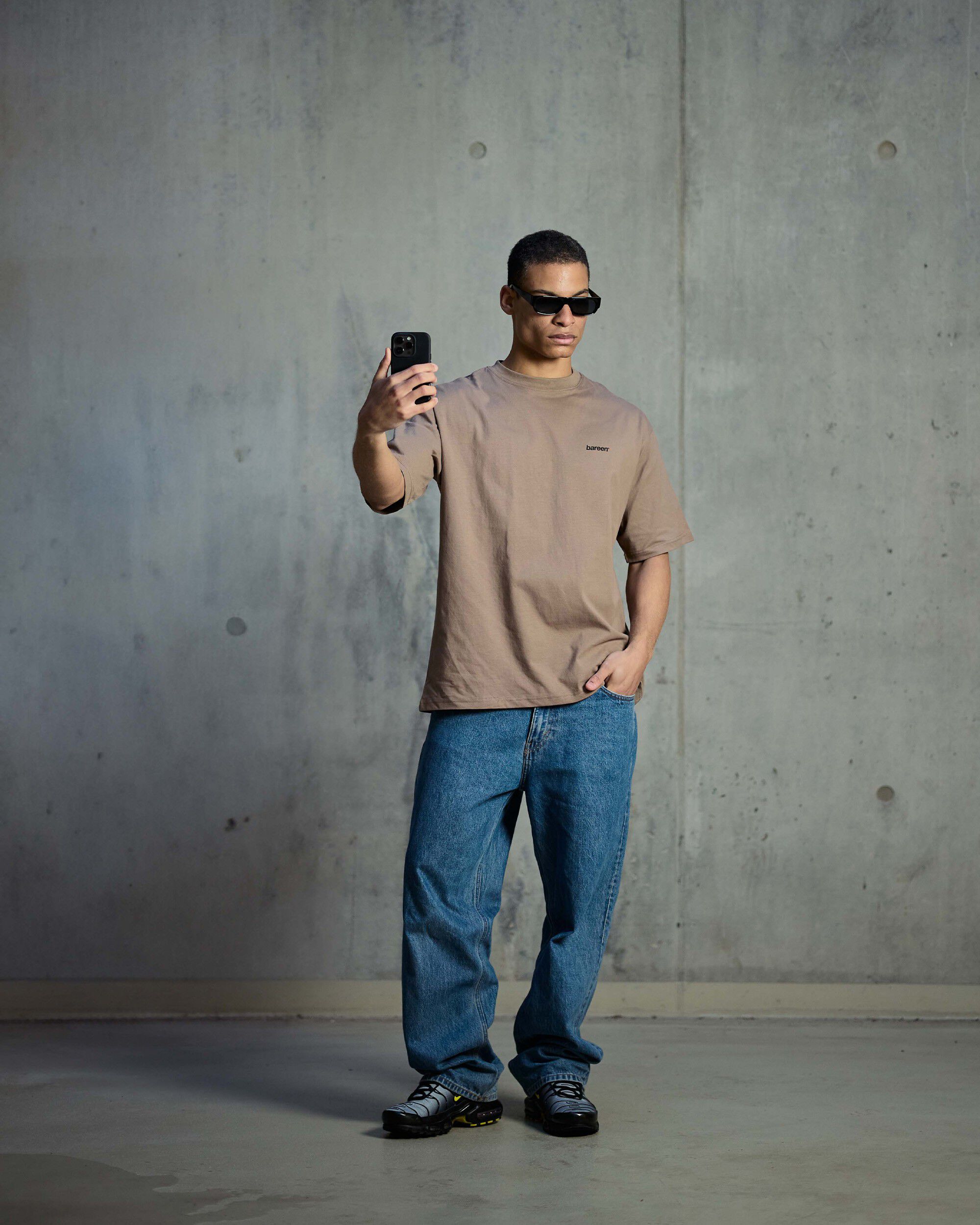 Box fit T-shirt Logo