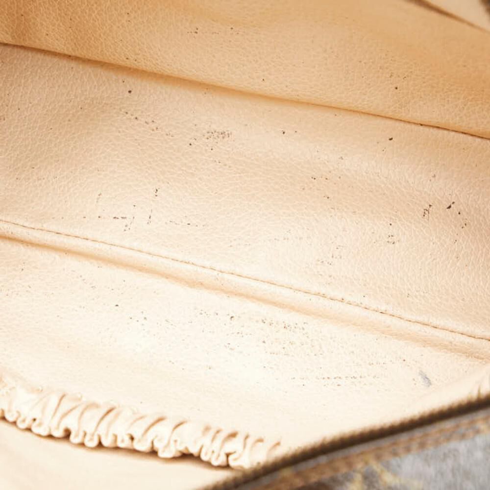 Louis Vuitton Clutch