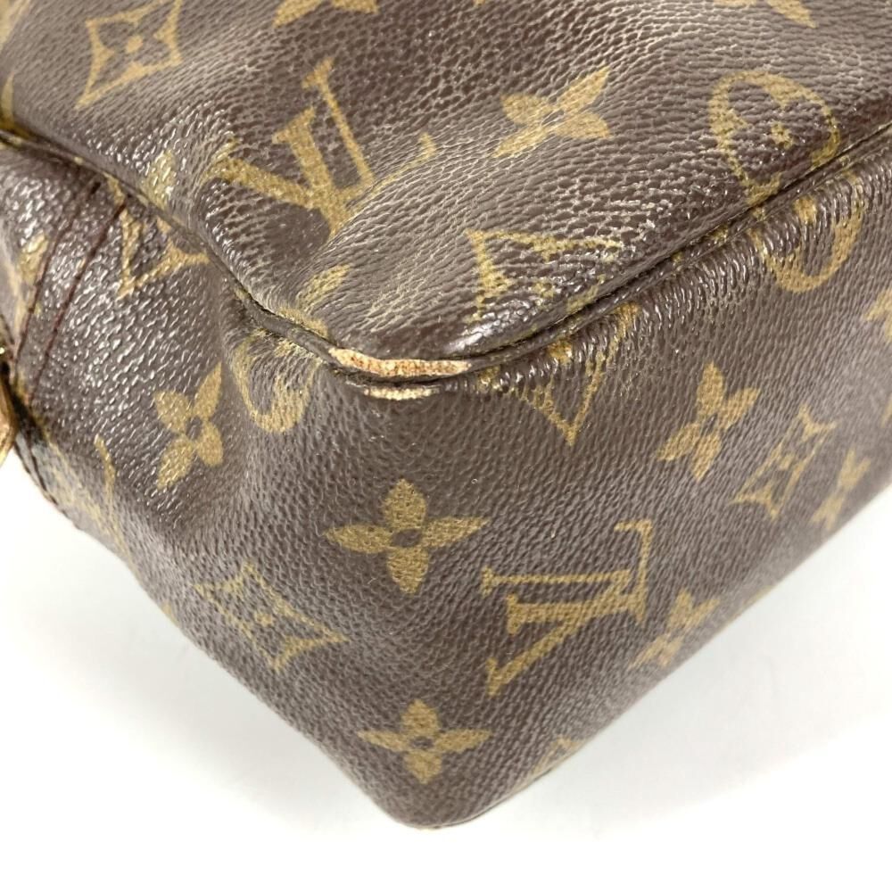 Louis Vuitton Clutch