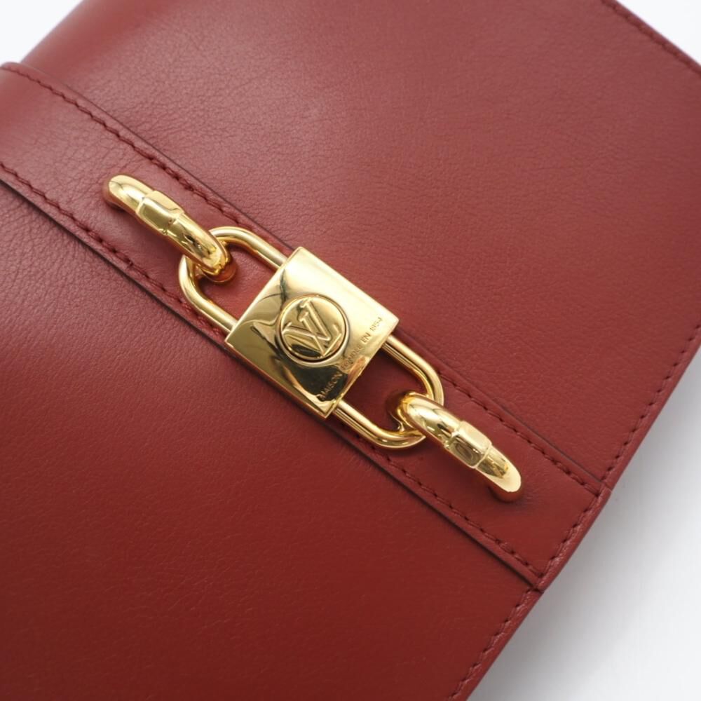 Louis Vuitton Shoulder Bags