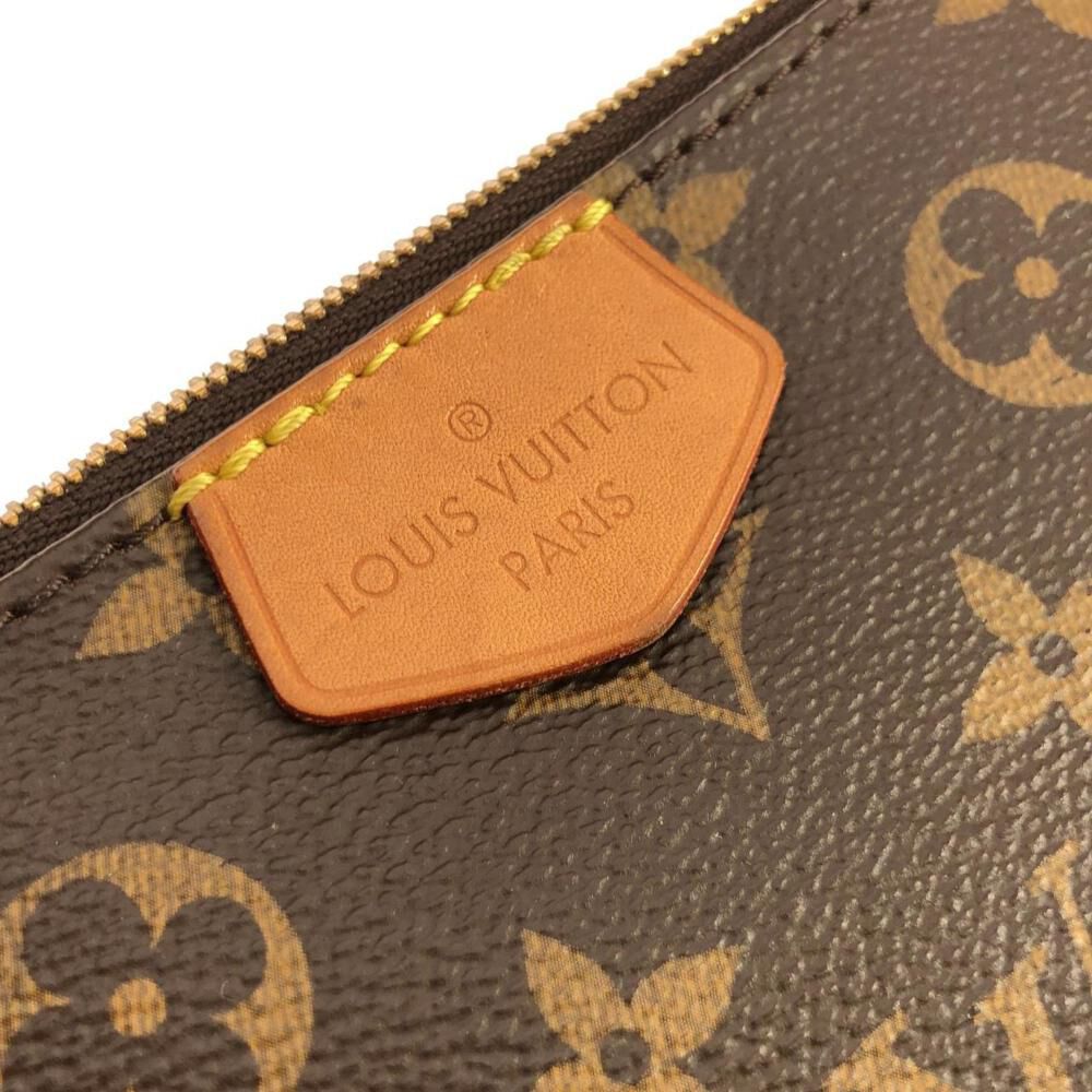 Louis Vuitton Pochette Accessoires