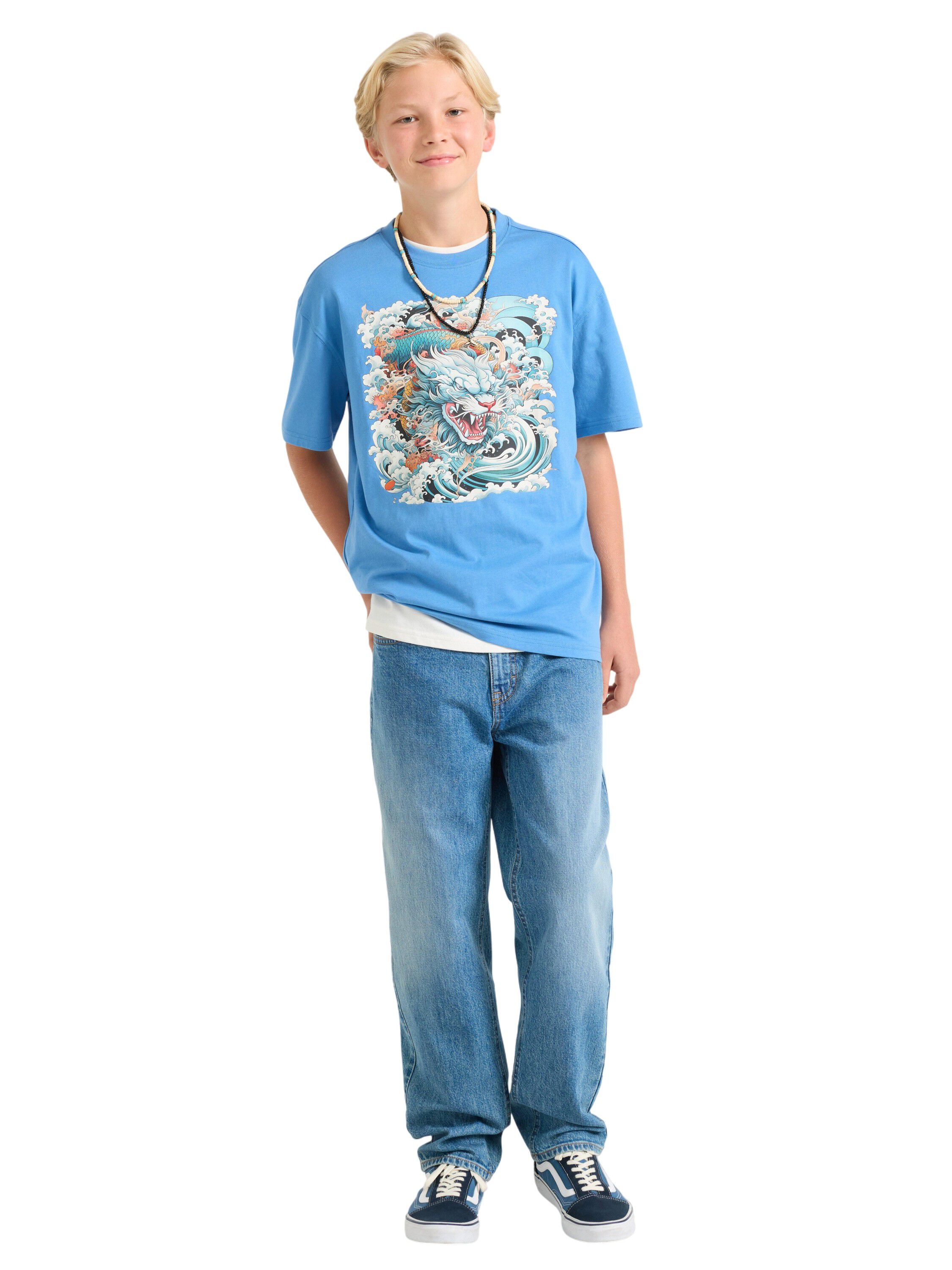 T-shirt with a relaxed fit and shor