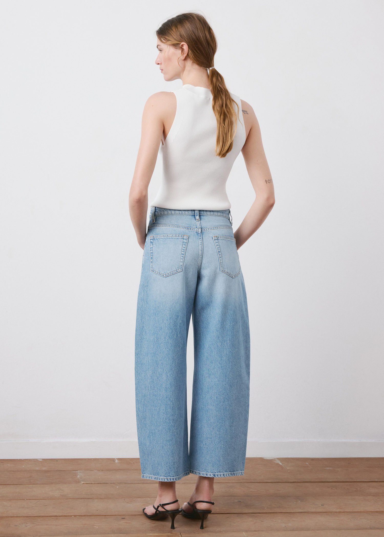 Balloon crop jeans