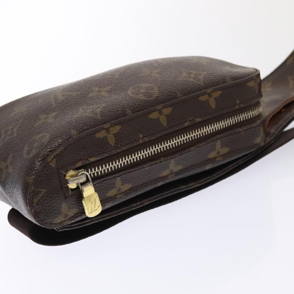 Louis Vuitton Shoulder Bags