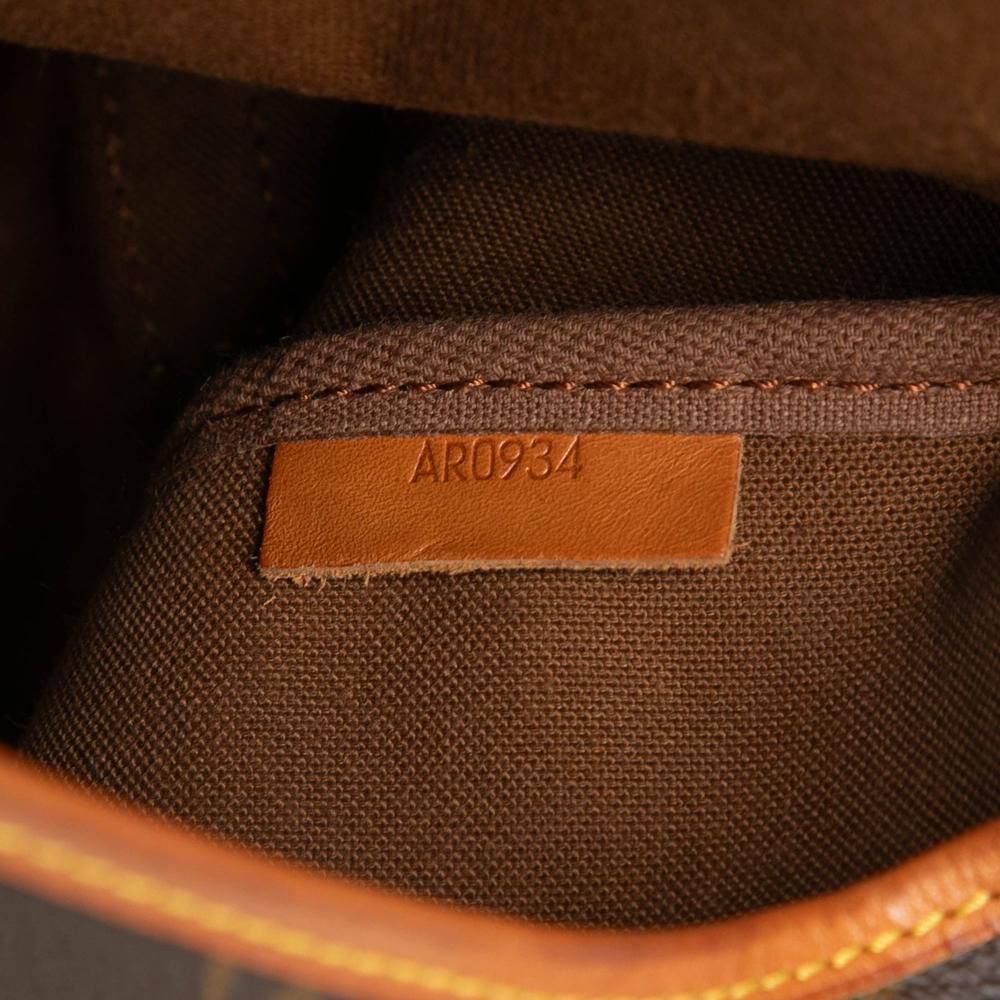 Louis Vuitton Saumur