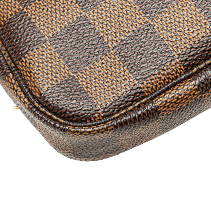 Louis Vuitton Pochette Accessoires