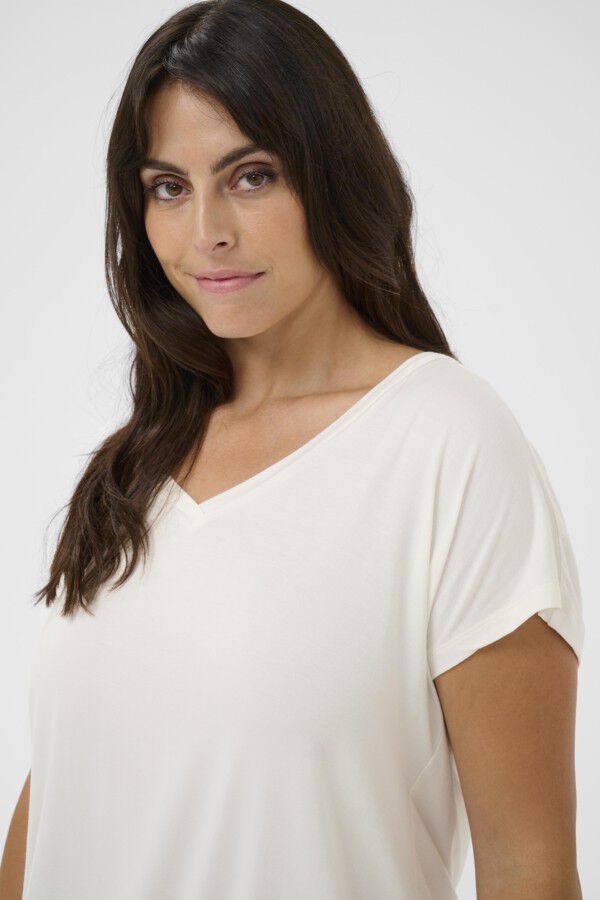 KCjena V-neck T-Shirt