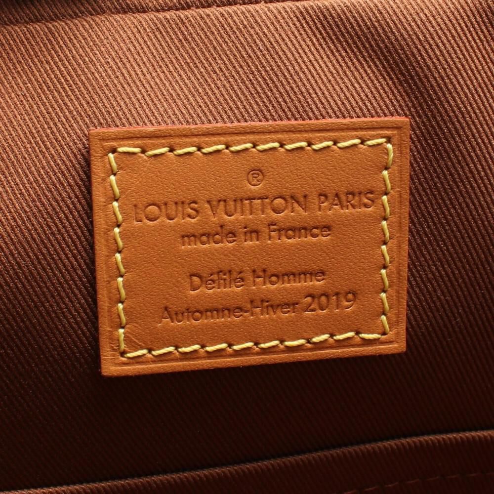 Louis Vuitton Messenger