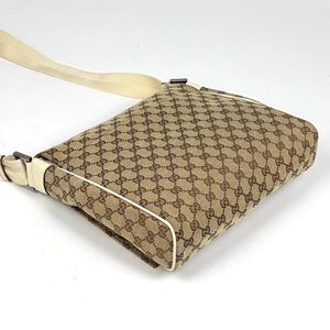 Gucci Shoulder Bag