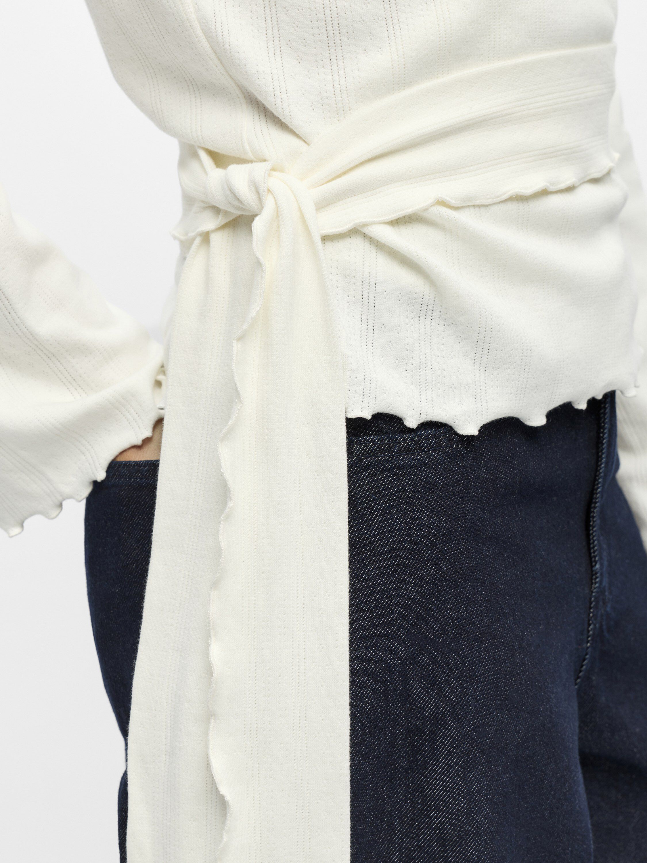 OBJLESLY L/S REG. WRAP TOP E TNE 26