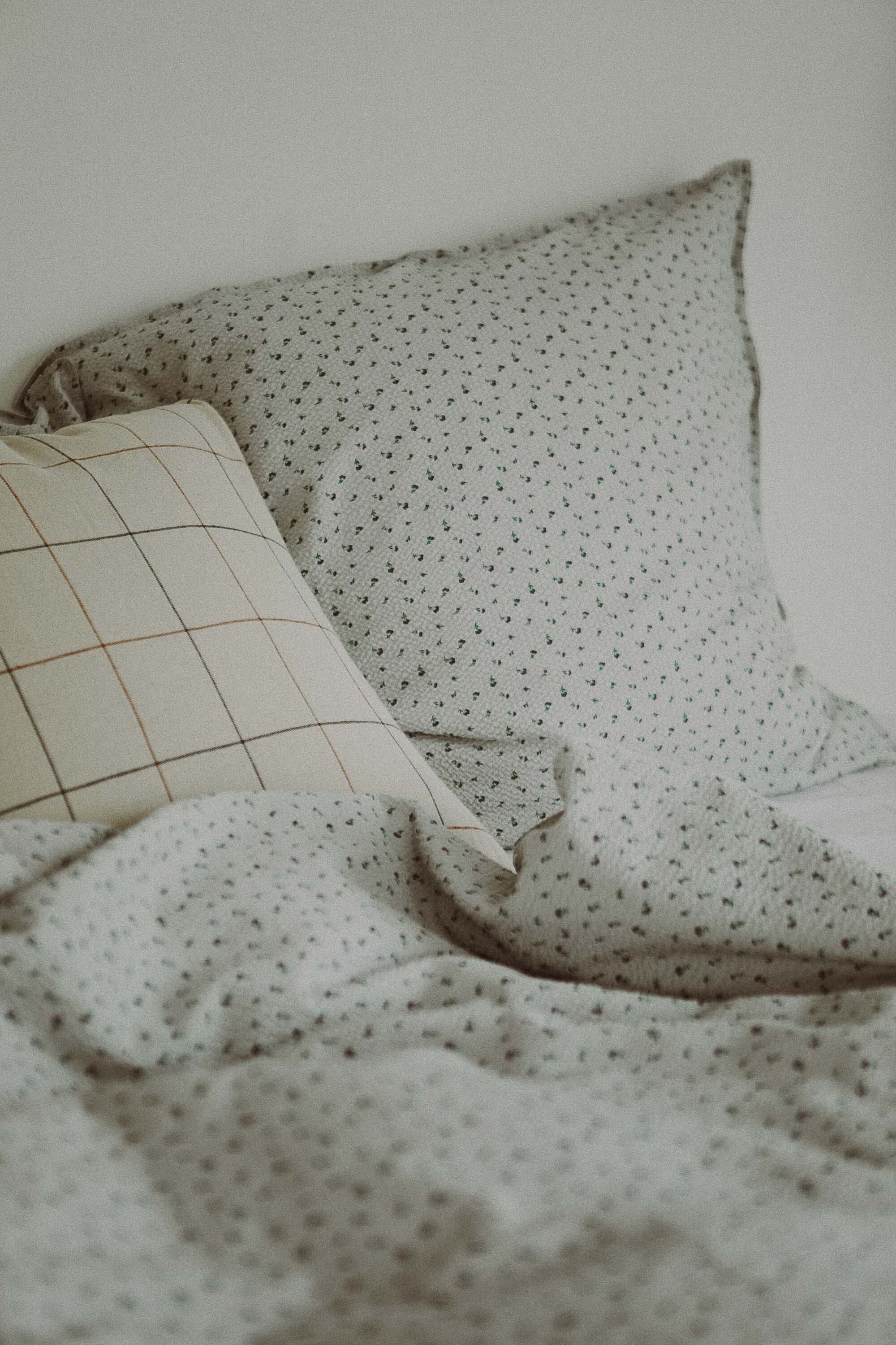 ADULT BEDDING EXTRA LENGTH - SEERSUCKER