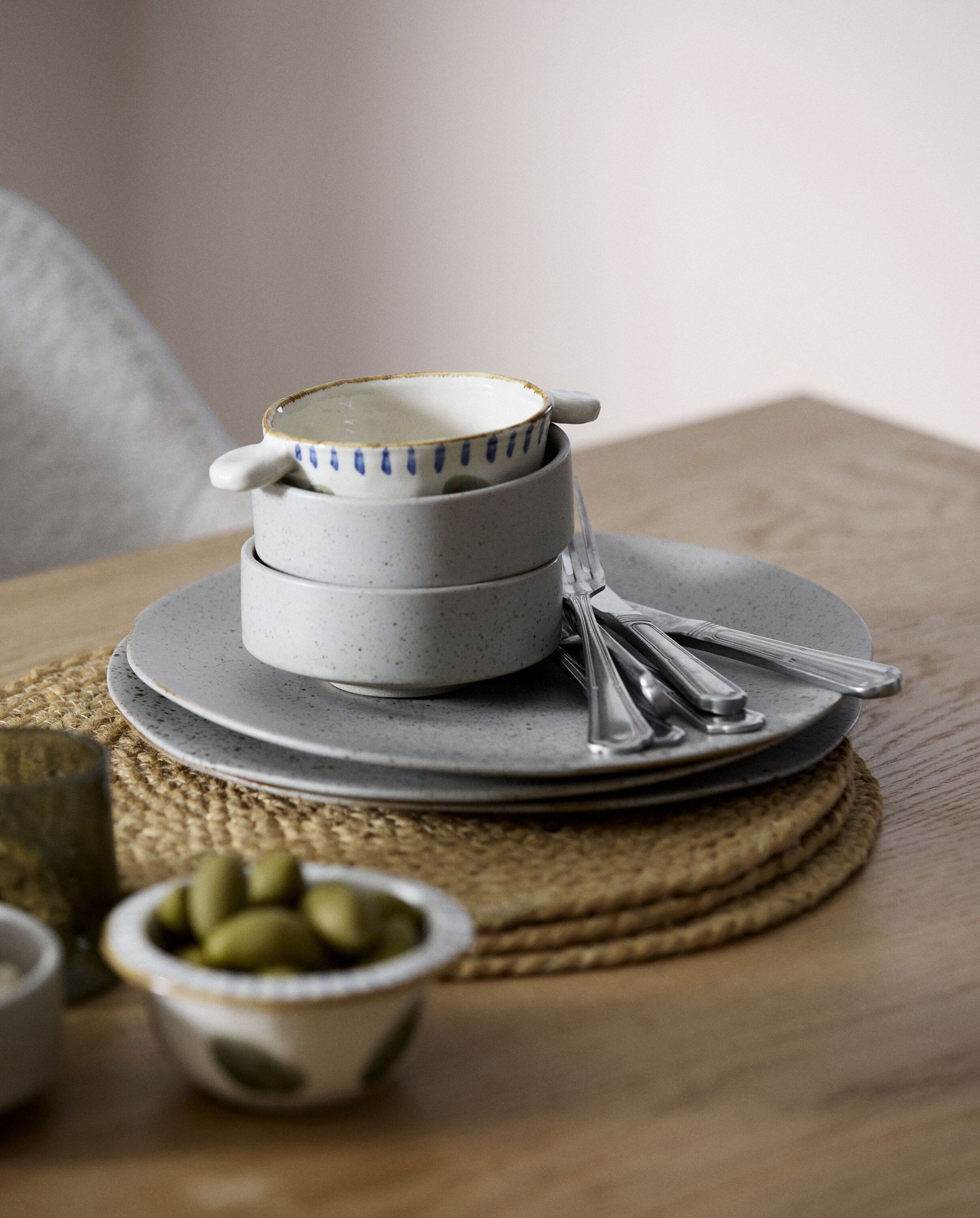 Atelier FORMA - OLEA bowl w. handle