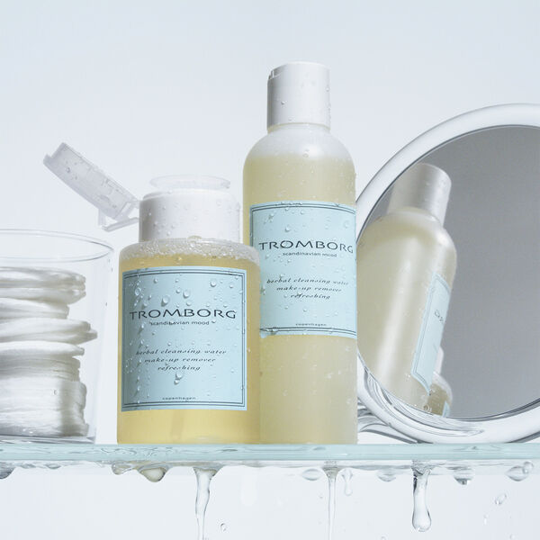 Herbal Cleansing Water Make-Up Remover Refreshing