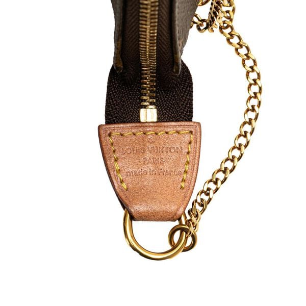 Louis Vuitton Pochette Accessoires