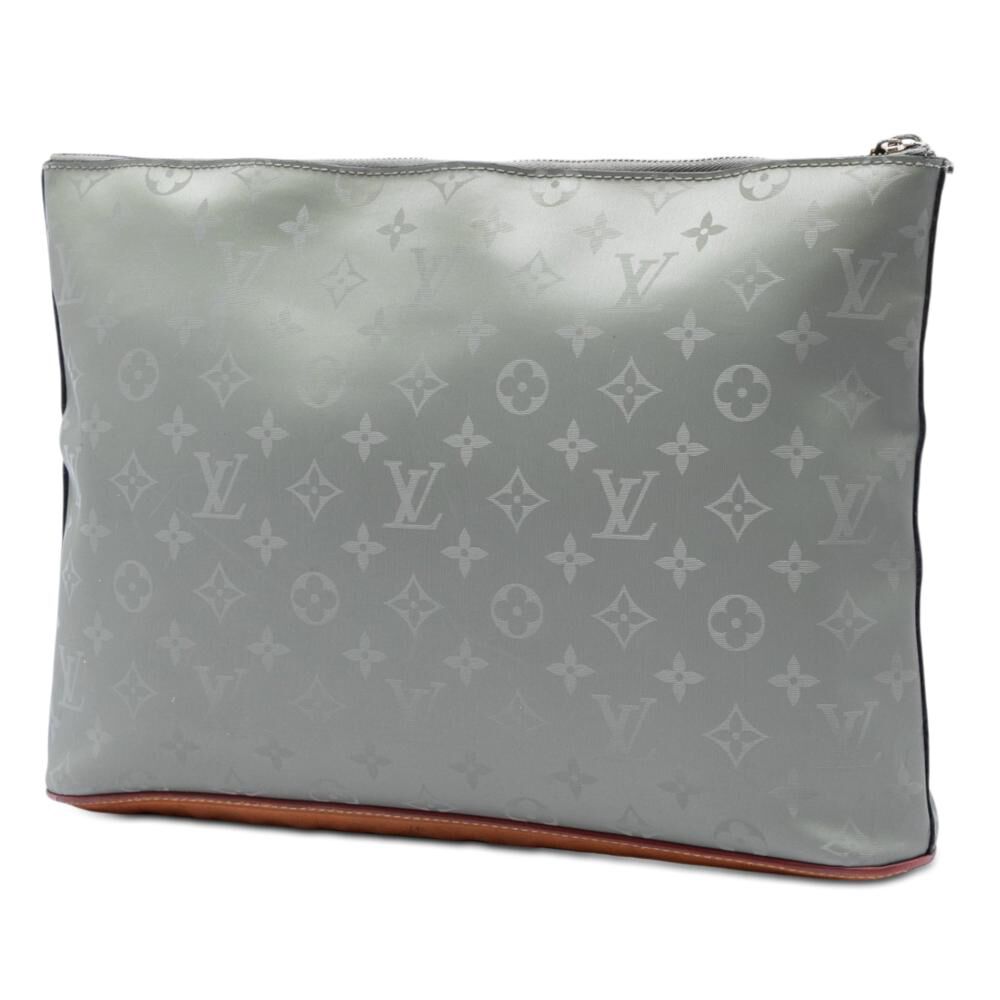 Louis Vuitton Clutch
