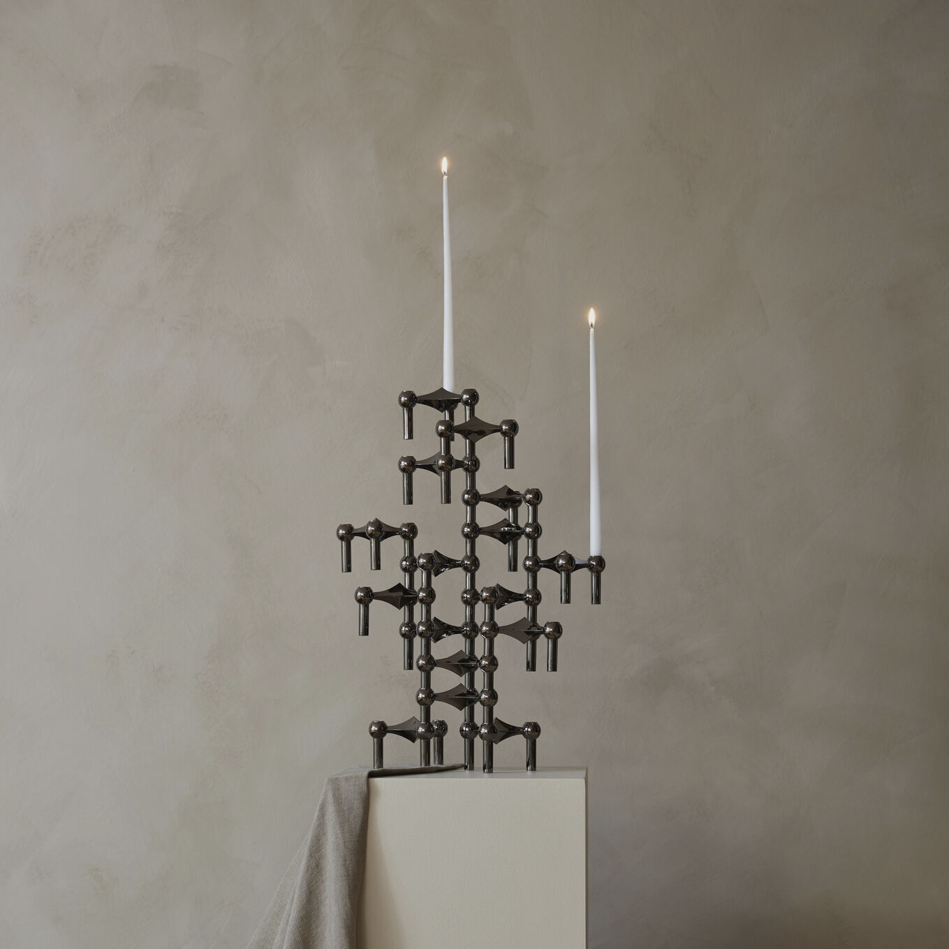 STOFF Nagel&reg; lysestage sort krom