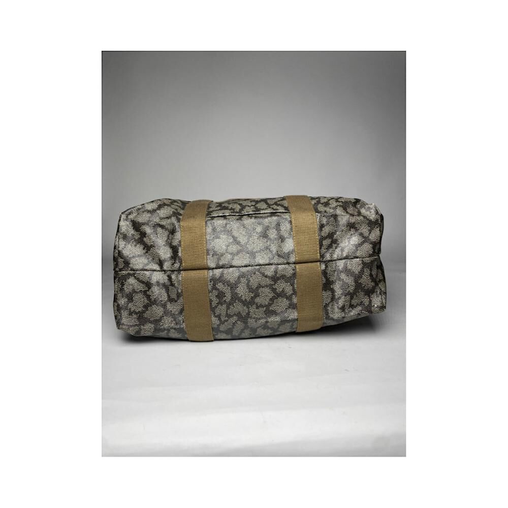 Yves Saint Laurent Shoulder Bag