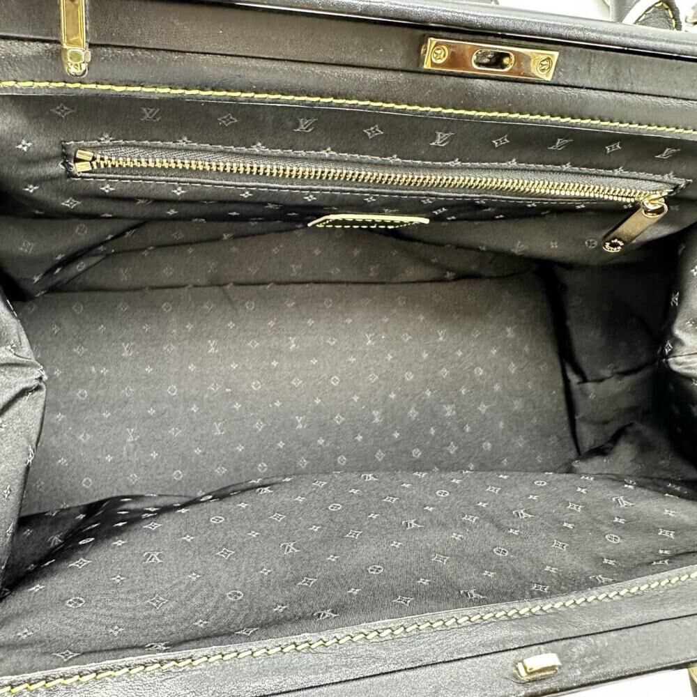Louis Vuitton Suhali