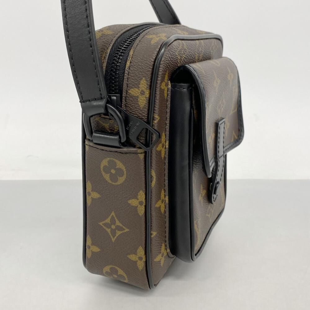 Louis Vuitton Shoulder Bags