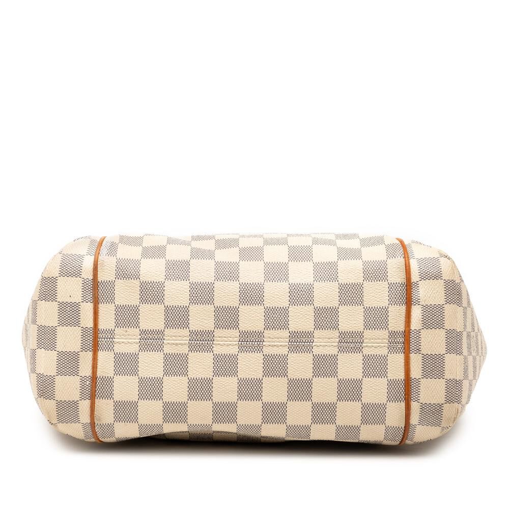 Louis Vuitton Totally