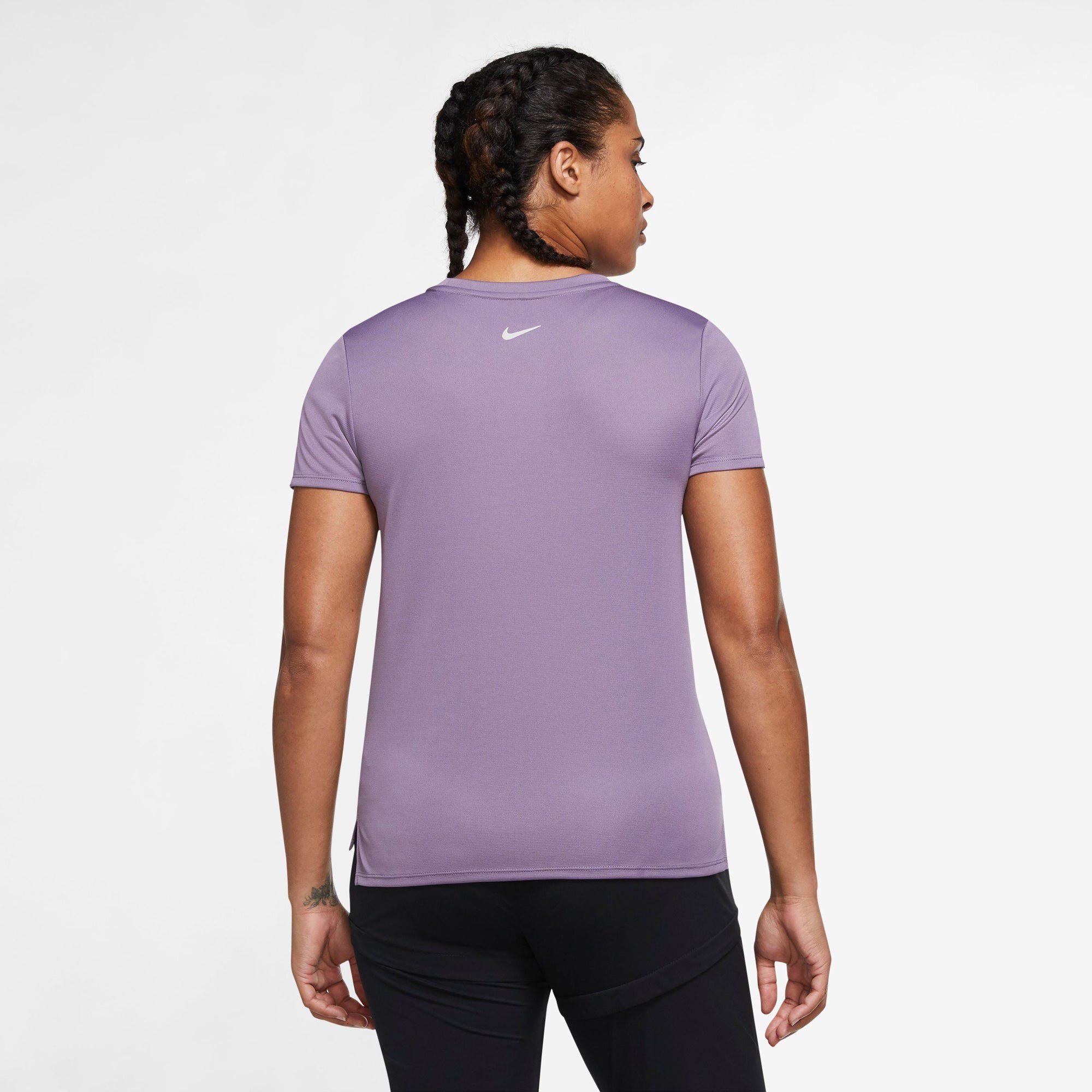 Dri-FIT Swoosh Run l&oslash;be T-shirt