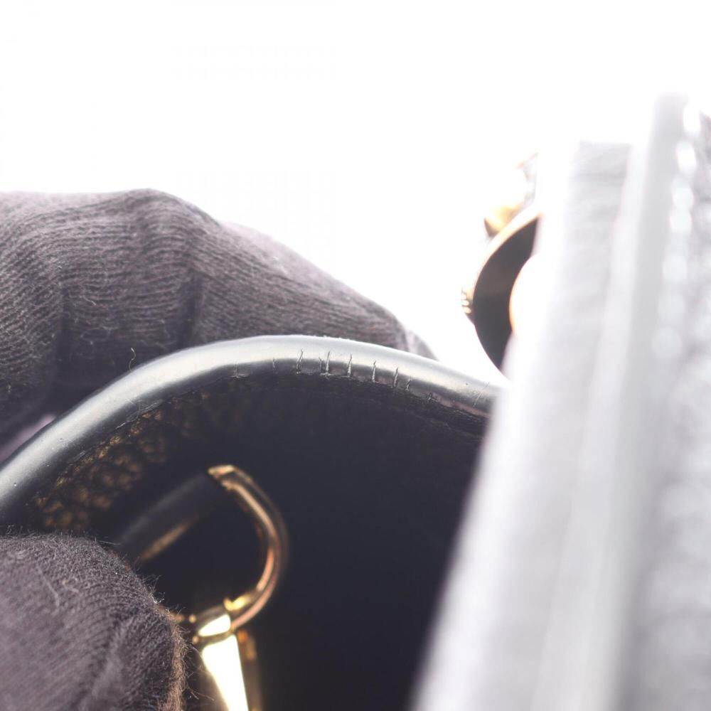 Louis Vuitton Capucines