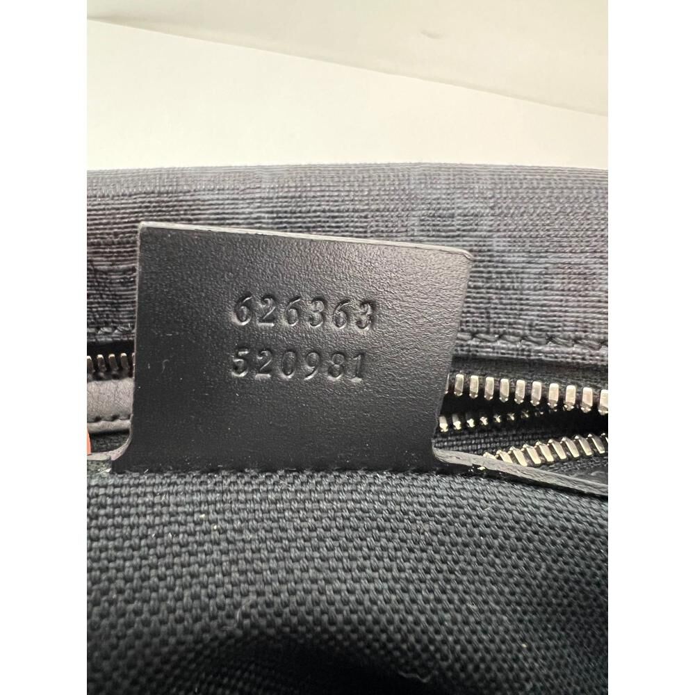 Gucci Messenger Bag