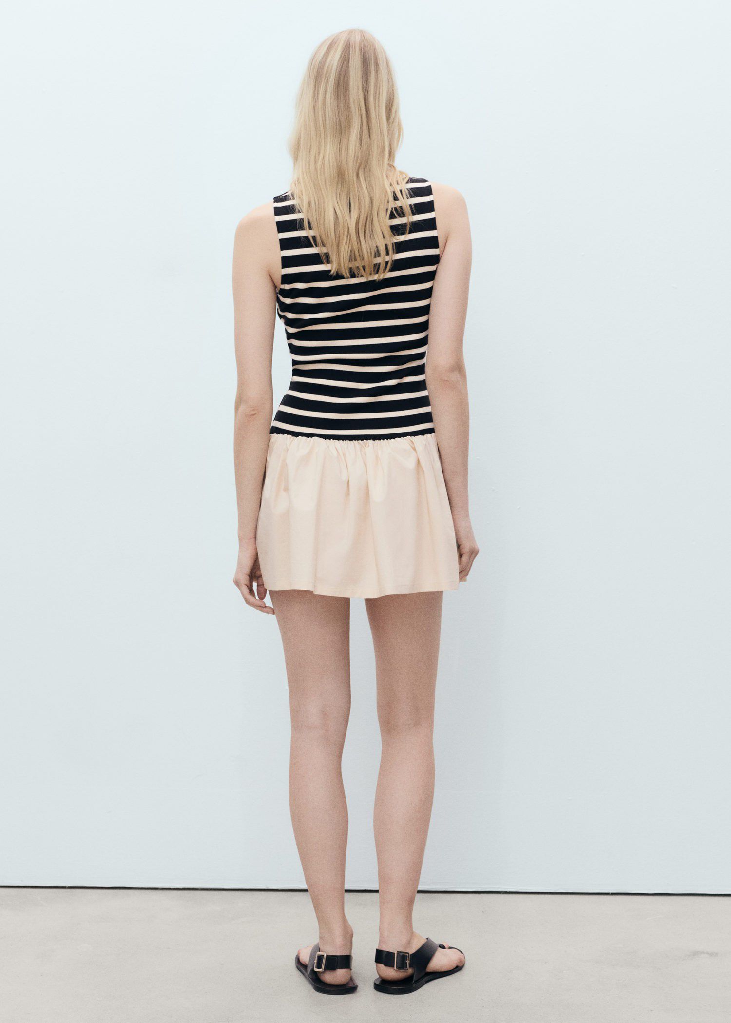 Short dress combined design