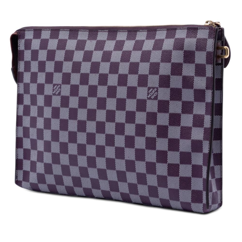 Louis Vuitton Clutch