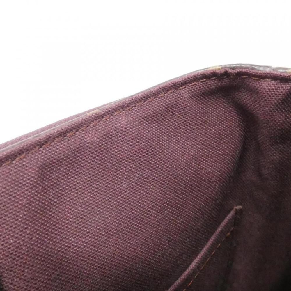 Louis Vuitton District