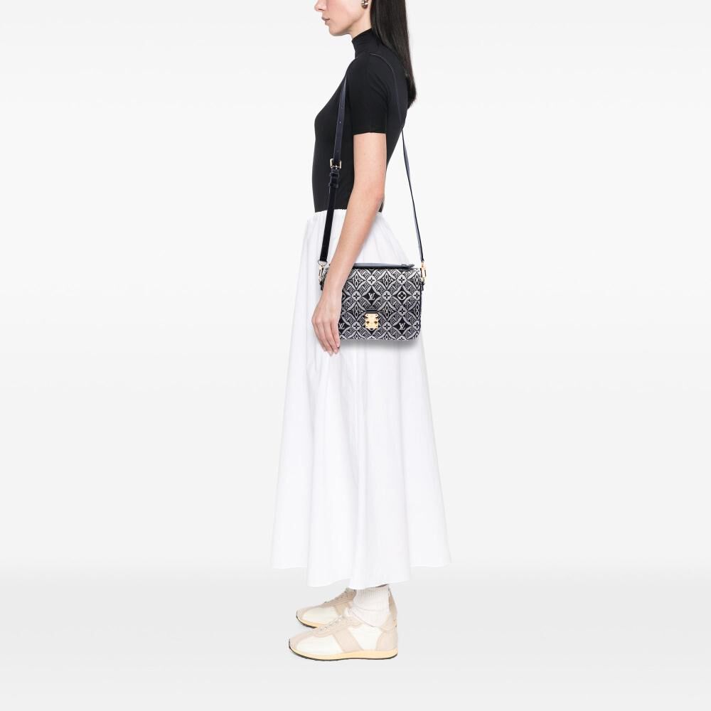Louis Vuitton Pochette M&eacute;tis