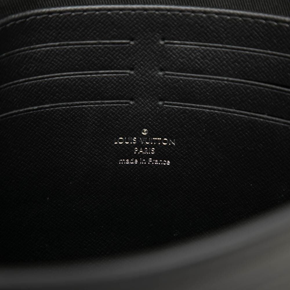 Louis Vuitton Pochette Homme