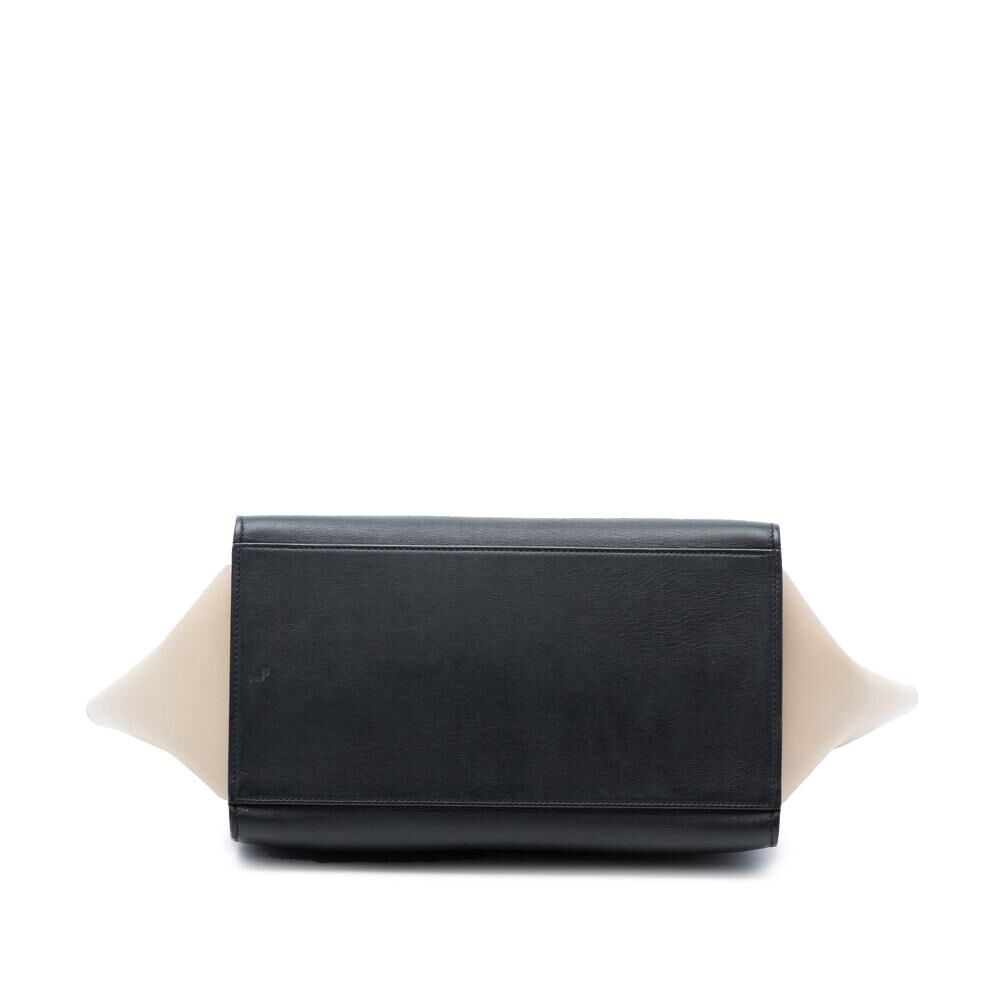 C&eacute;line Trapeze