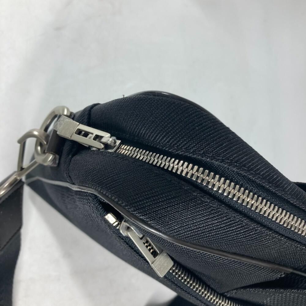 Louis Vuitton Damier Geant Associe