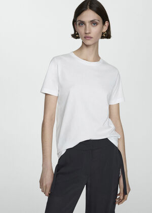 T-SHIRT. -- CHALACA