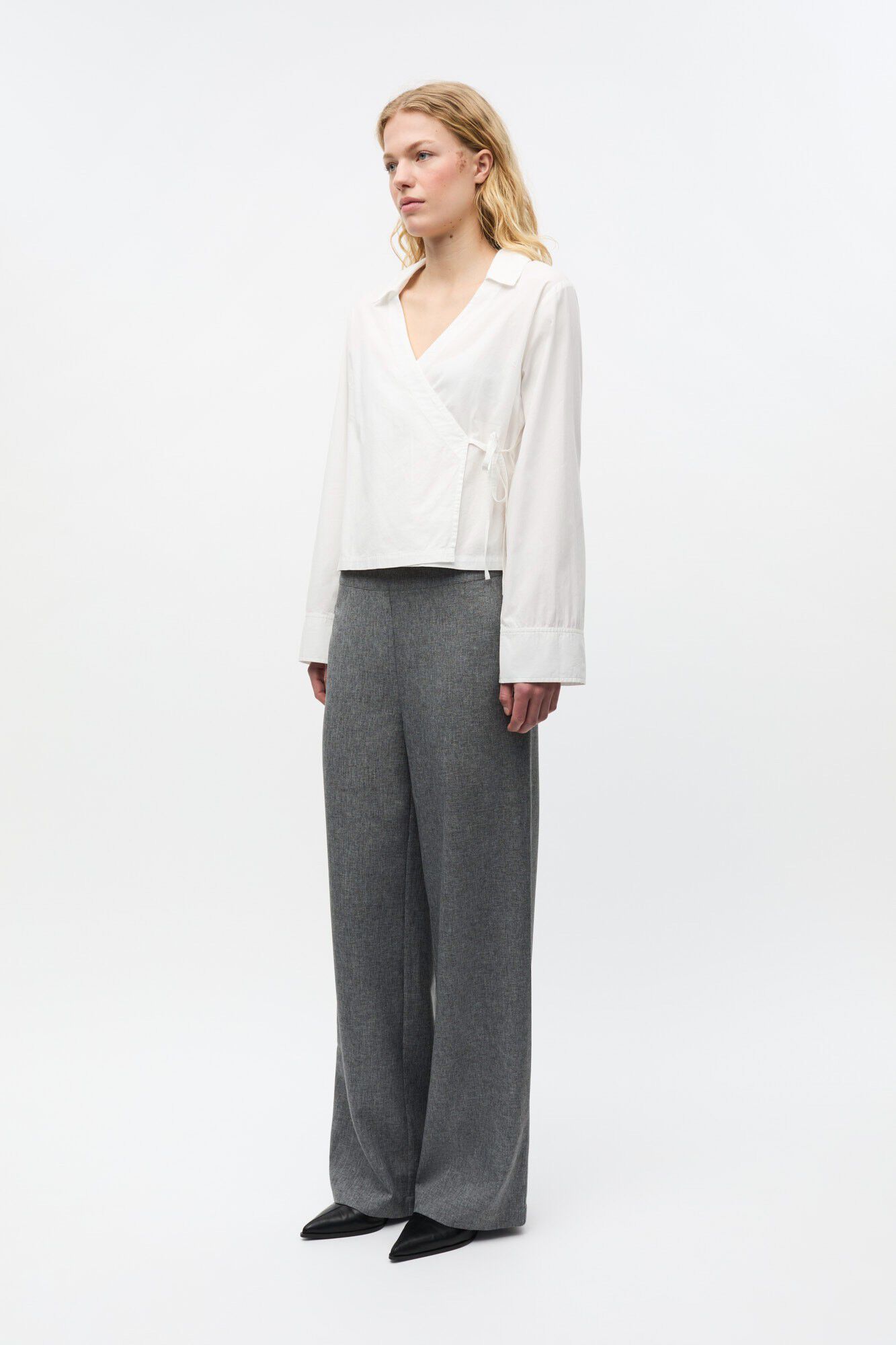 ENAKRON LS V-N SHIRT 7119