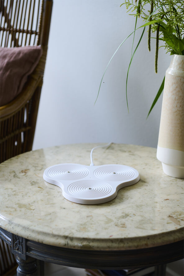 DecoPower Multi Charger 3 stationer