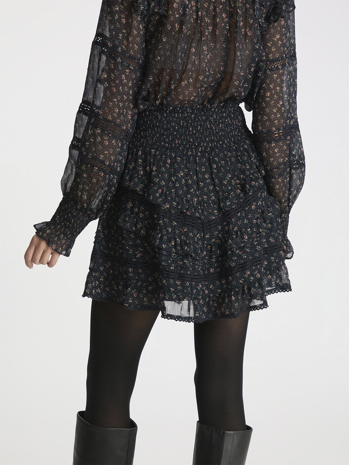 Donna Mini Rose Skirt