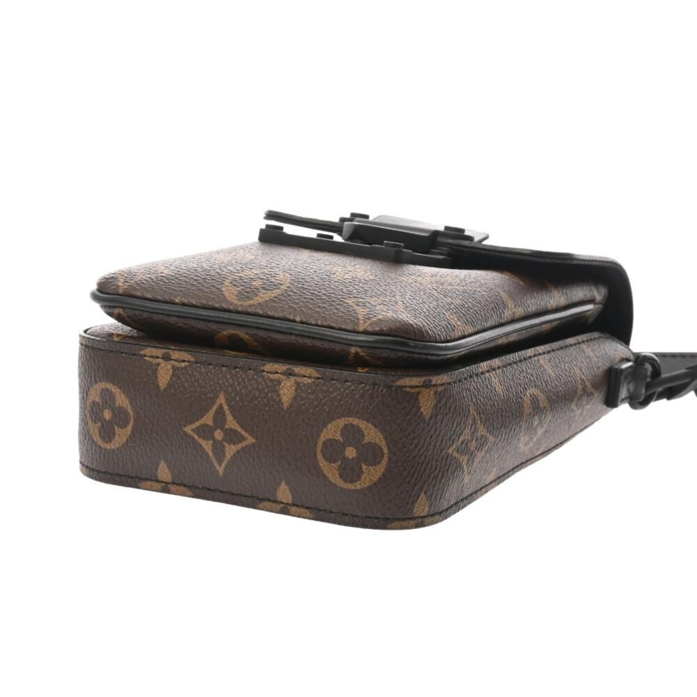 Louis Vuitton Shoulder Bags