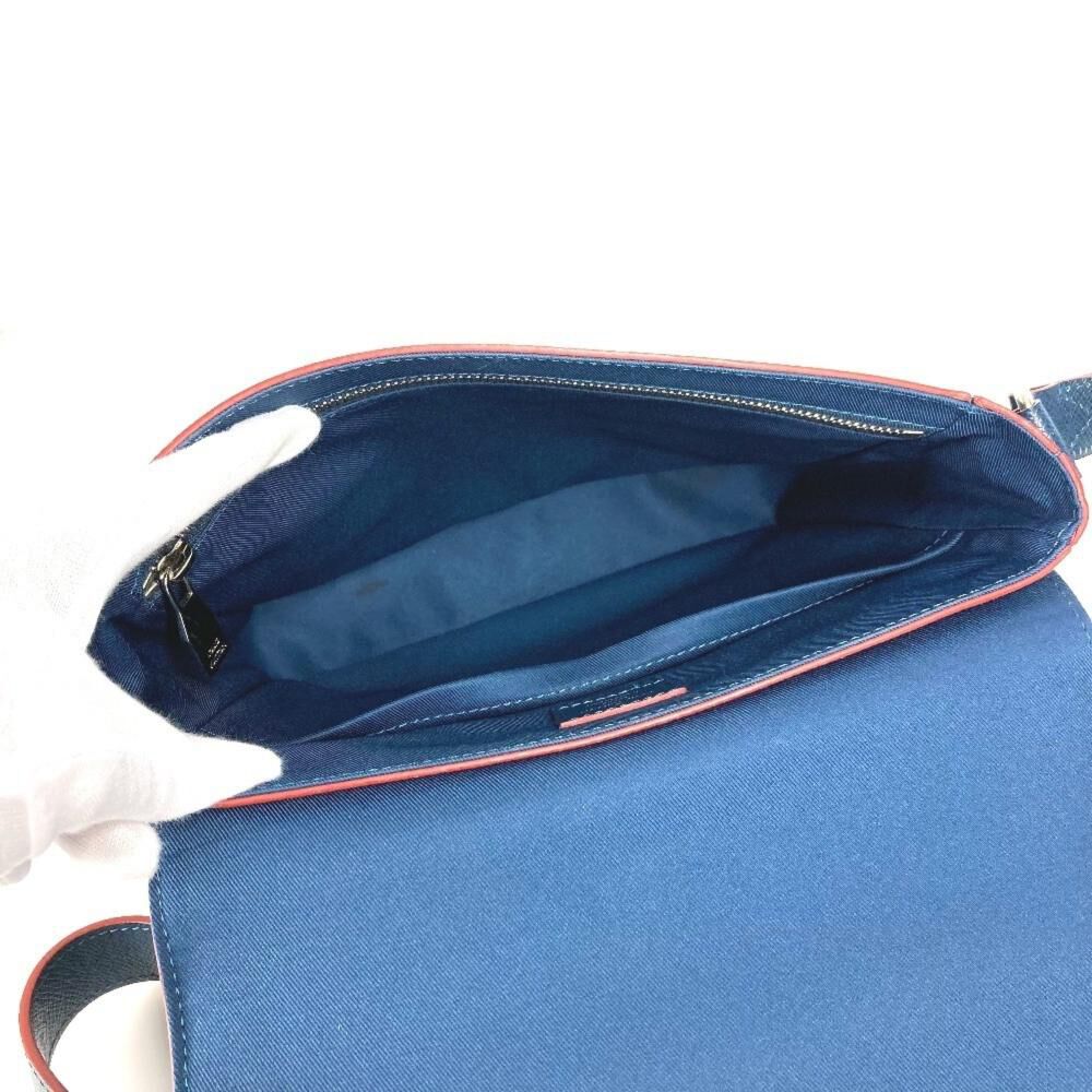 Louis Vuitton Messenger