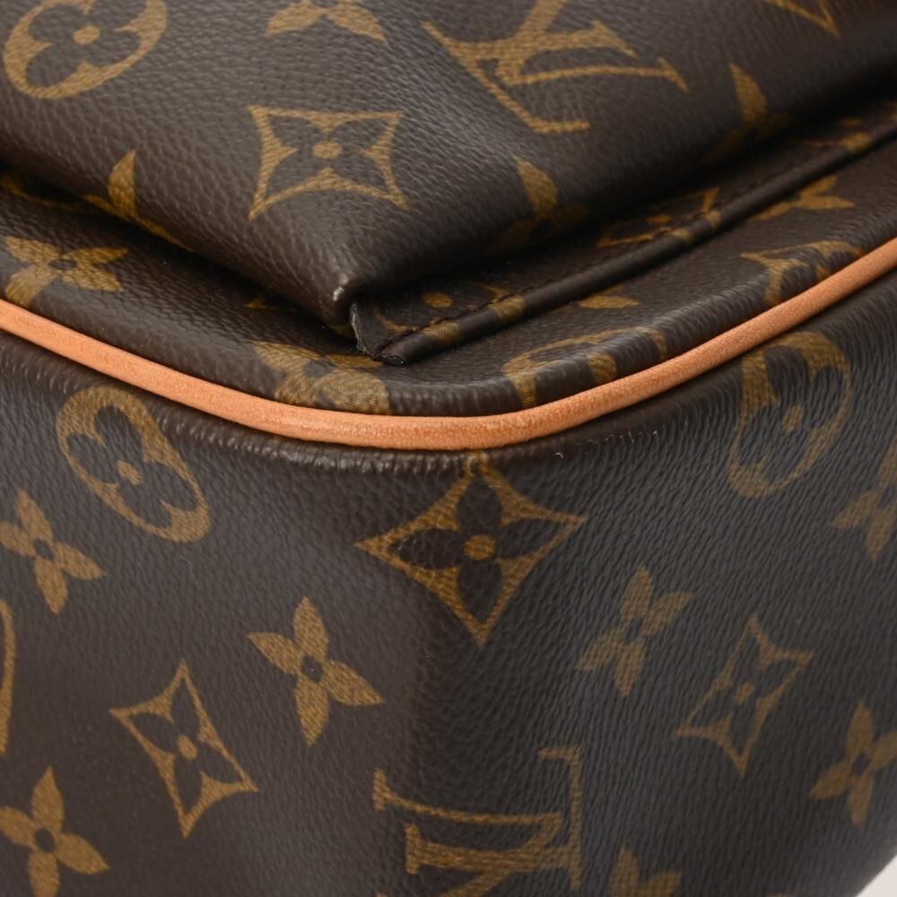 Louis Vuitton Shoulder Bags
