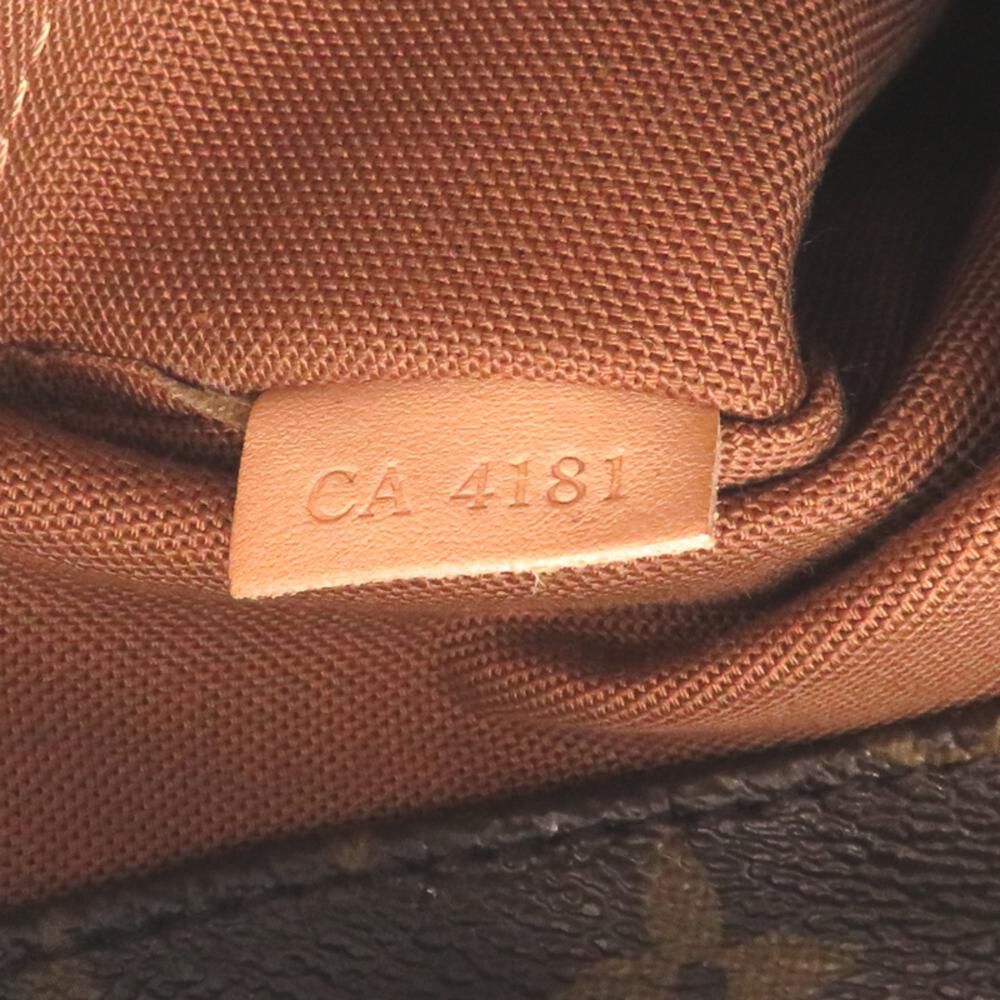 Louis Vuitton Shoulder Bags