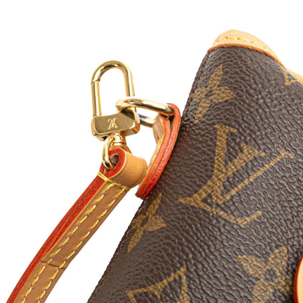 Louis Vuitton Shoulder Bags