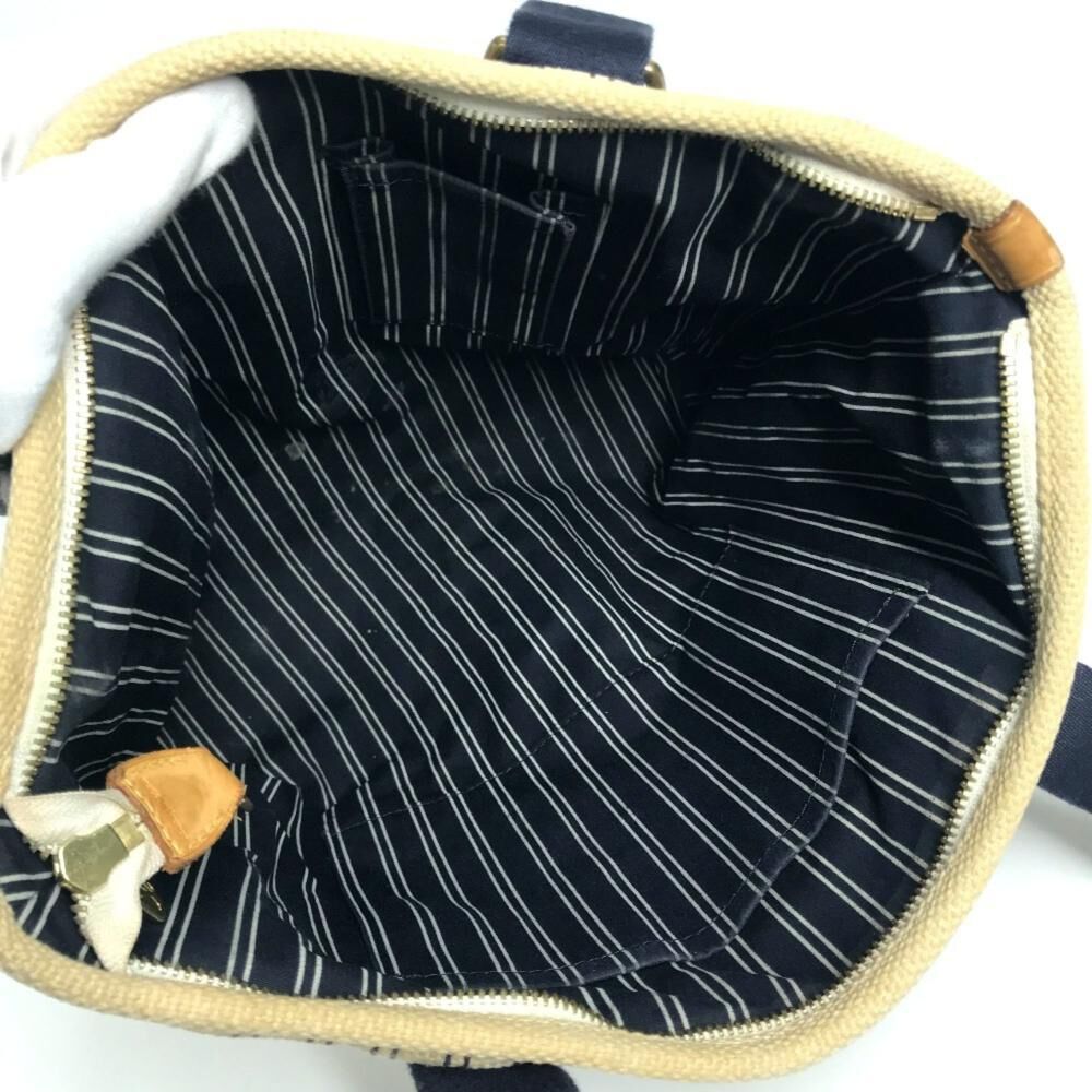 Louis Vuitton Antigua