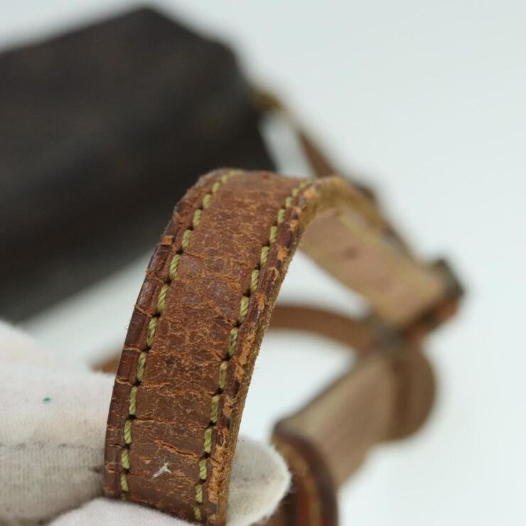 Louis Vuitton Jeune Fille