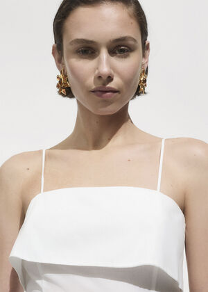 Dress with a belted neckline