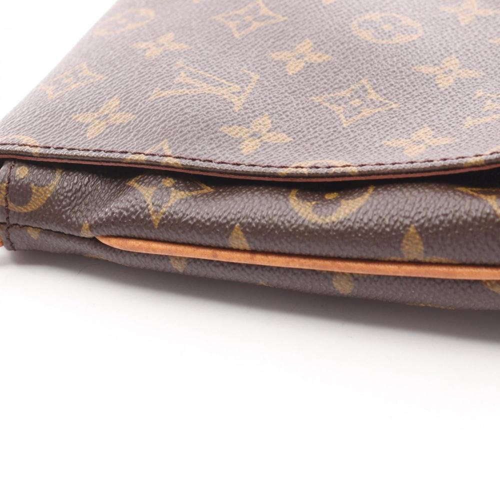 Louis Vuitton Musette Tango