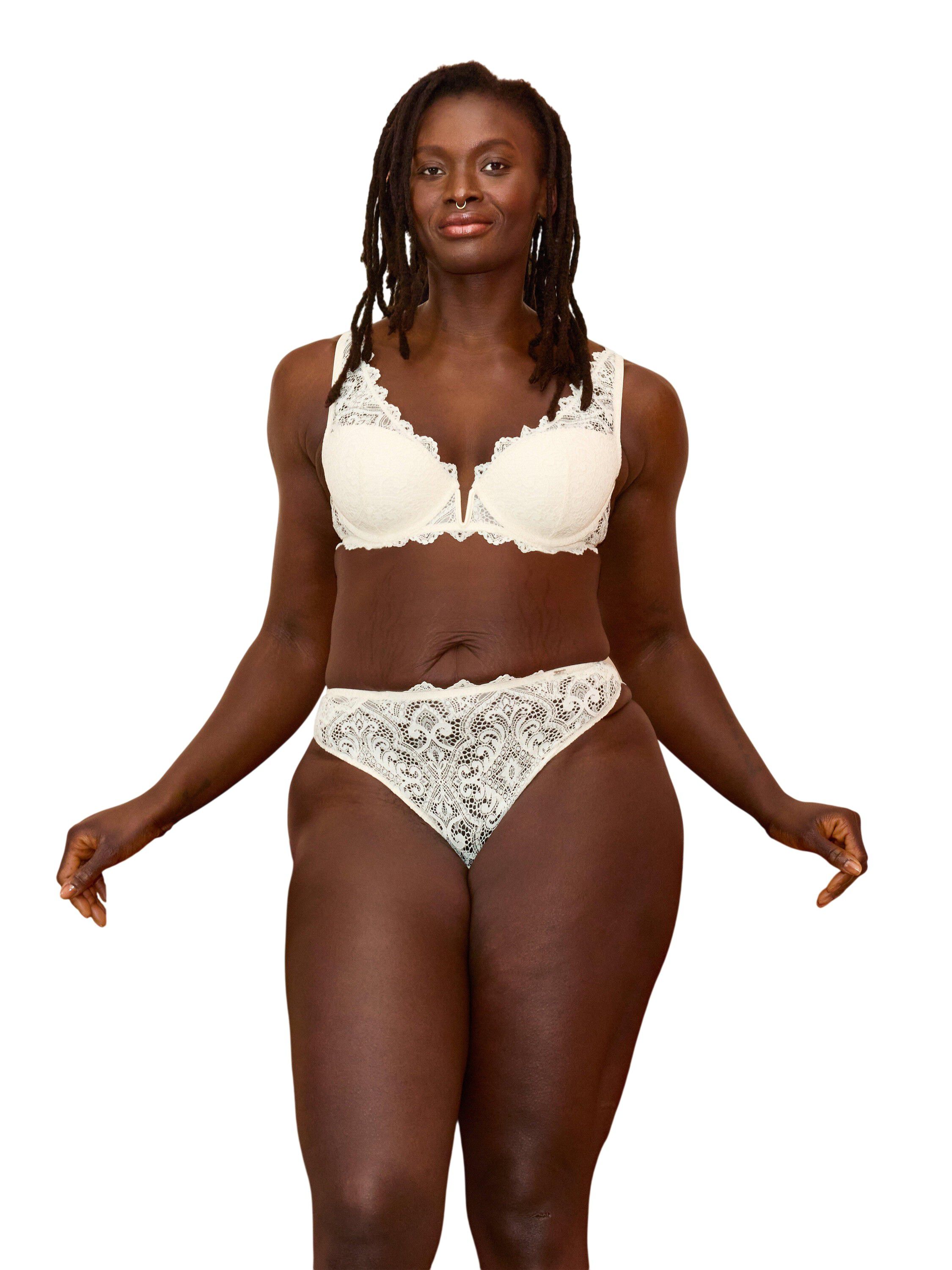 Brazilian briefs in lace with regul